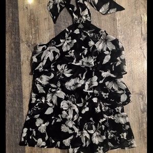 Gorgeous Halter Top - White House Black Market